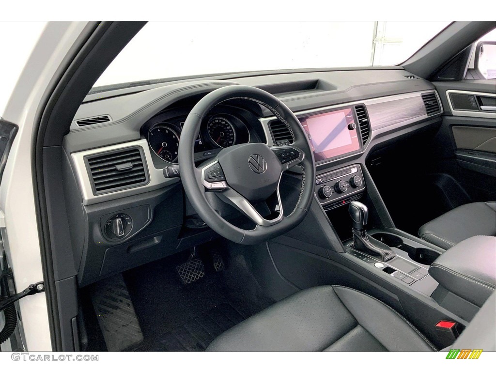 2021 Volkswagen Atlas Cross Sport SE Titan Black Dashboard Photo #146147016