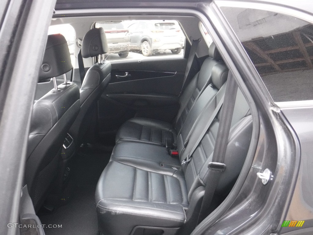 2017 Kia Sorento EX AWD Rear Seat Photos