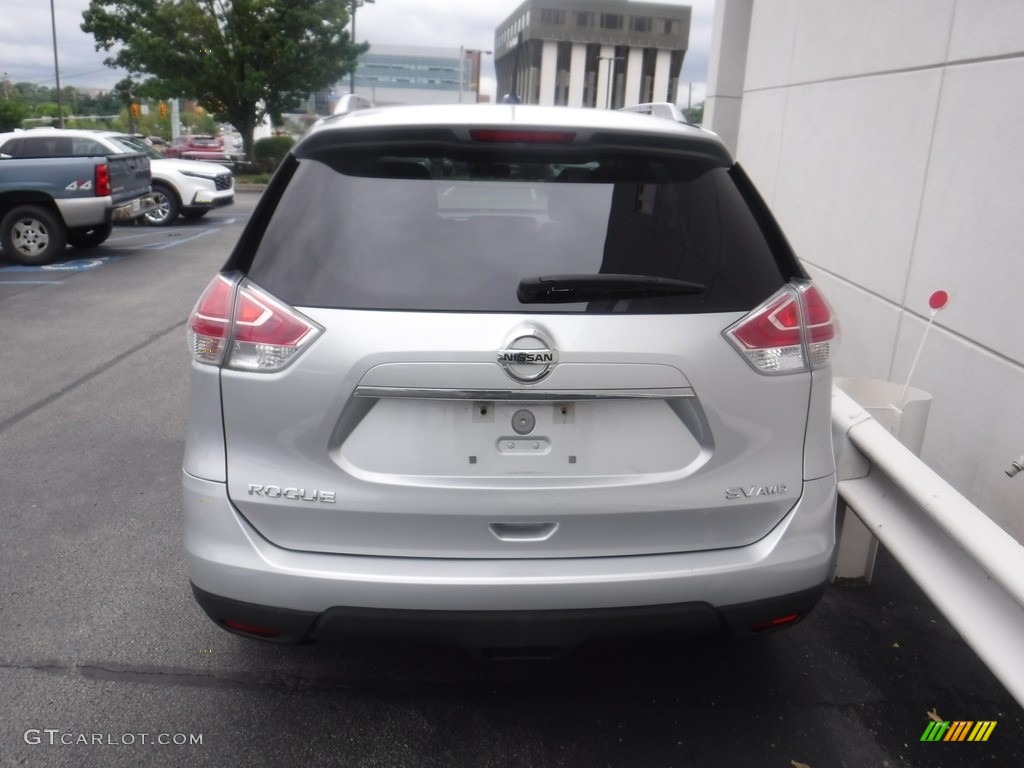 2015 Rogue SV AWD - Brilliant Silver / Charcoal photo #8
