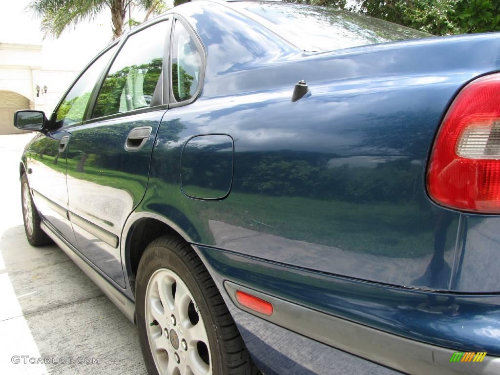 2000 S40 1.9T - Pacific Blue Metallic / Off Black photo #16