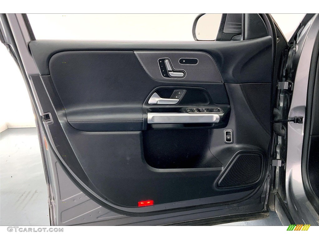 2020 GLB 250 - Mountain Grey Metallic / Black photo #26