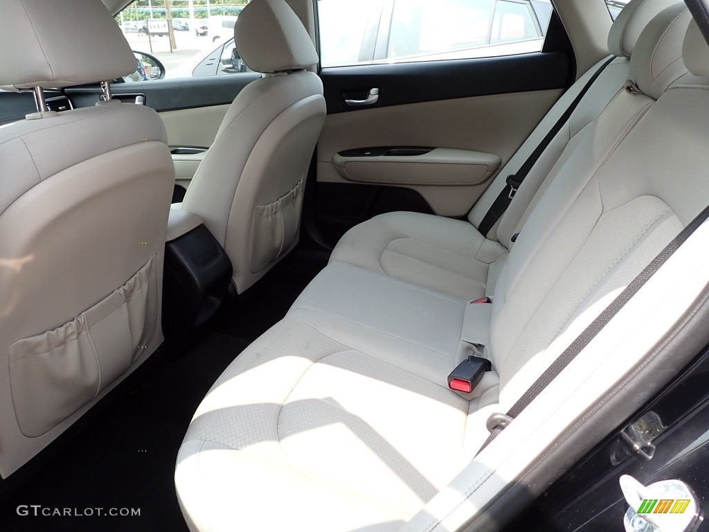 Black Interior 2016 Kia Optima LX Photo #146149302