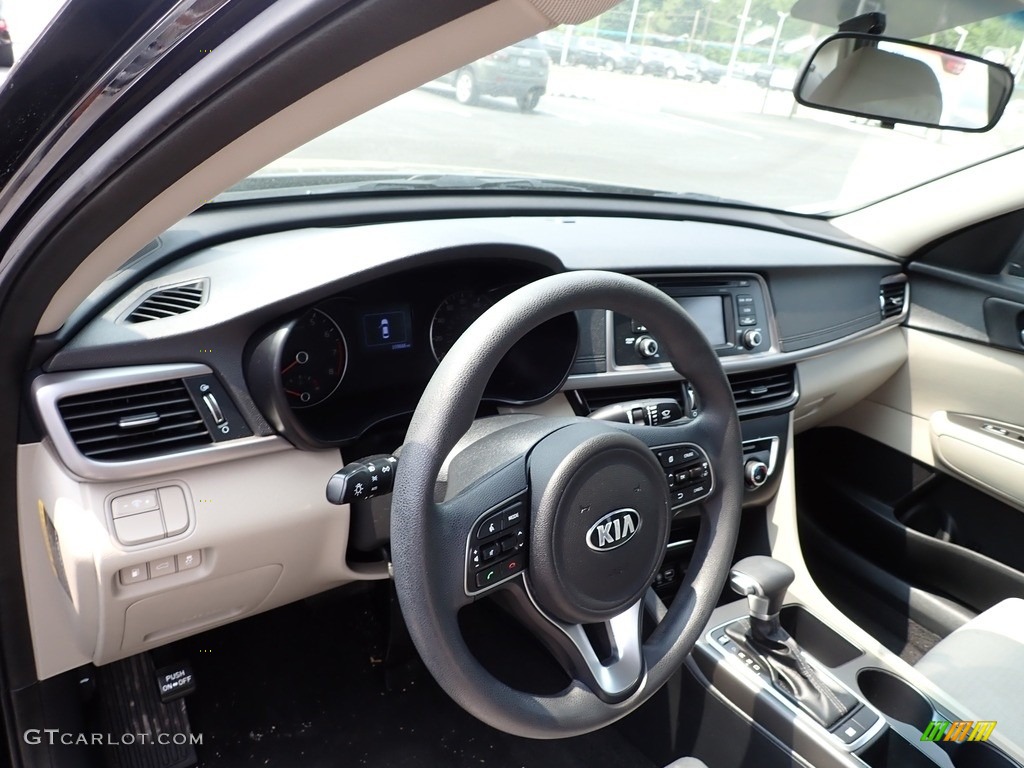 2016 Optima LX - Ebony Black / Black photo #24