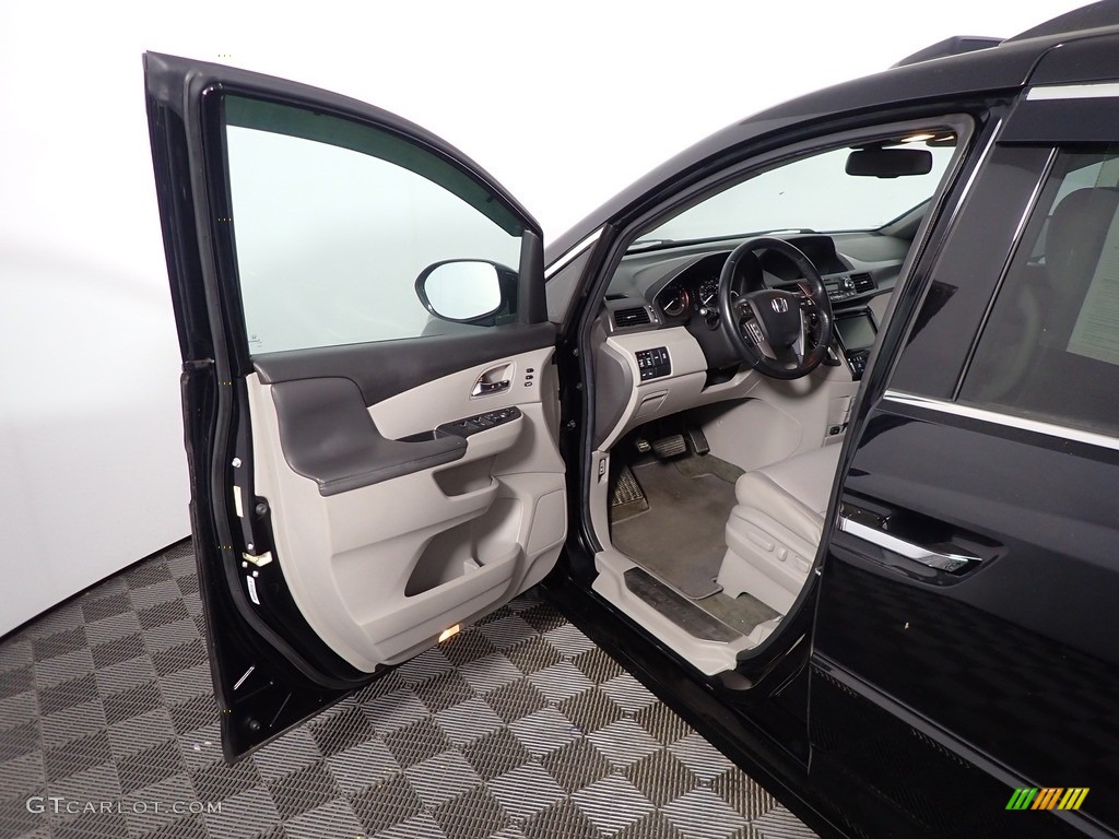 2014 Odyssey Touring - Crystal Black Pearl / Gray photo #20