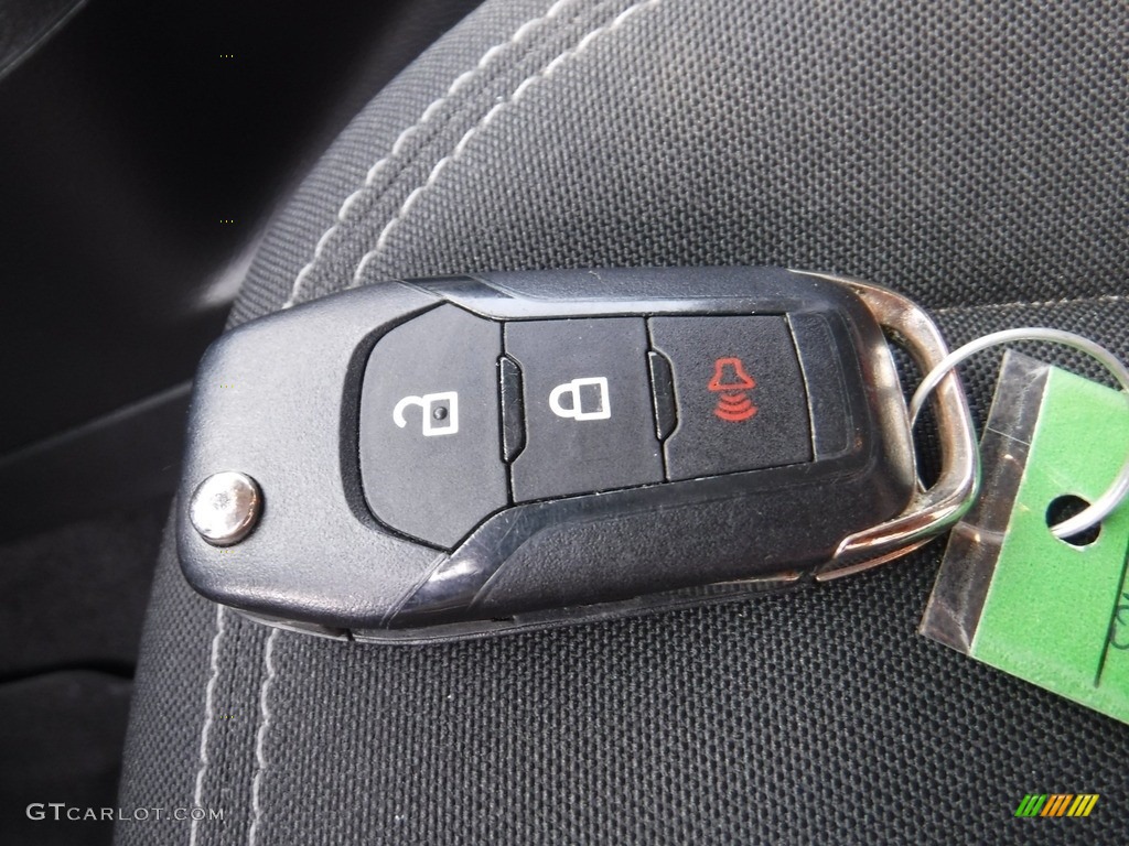 2021 Ford Ranger XLT SuperCrew 4x4 Keys Photos