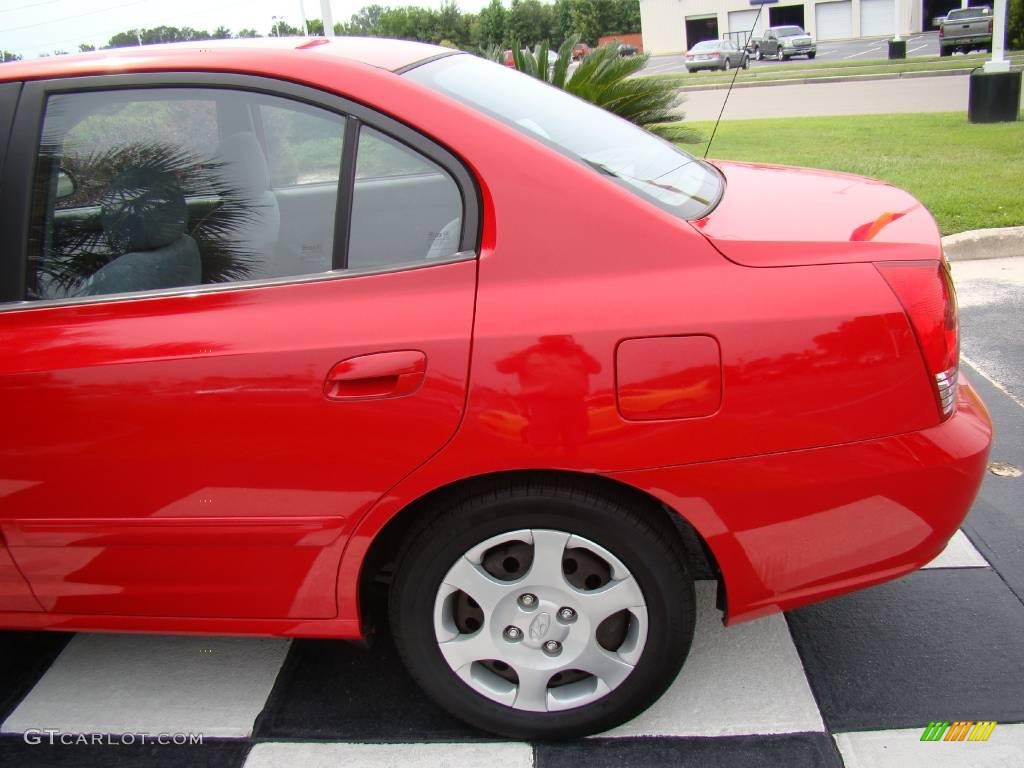 2004 Elantra GLS Sedan - Rally Red / Gray photo #24