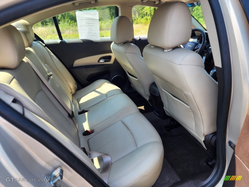 2011 Cruze LTZ - Gold Mist Metallic / Cocoa/Light Neutral Leather photo #13