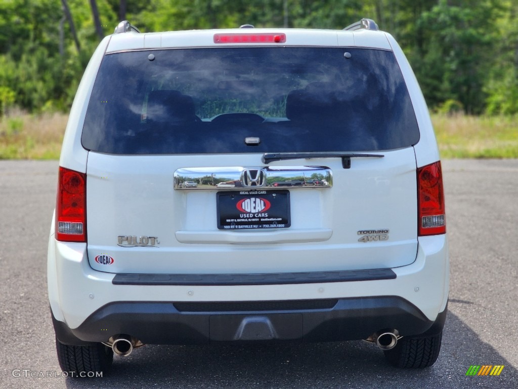 2013 Pilot Touring 4WD - White Diamond Pearl / Black photo #4