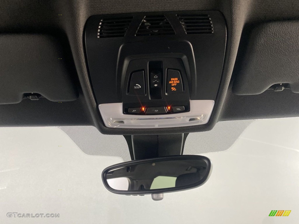 2020 X2 sDrive28i - Black Sapphire Metallic / Black photo #29