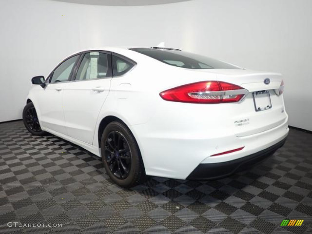 2020 Fusion SE - Oxford White / Ebony photo #9
