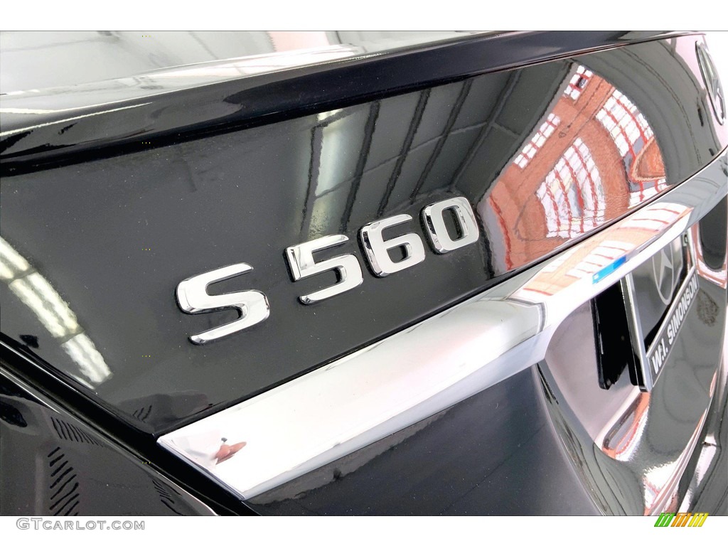2020 S 560 Sedan - Black / Porcelain/Black photo #31