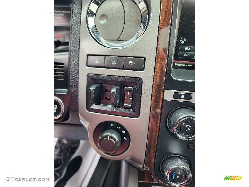 2015 Ford Expedition EL Platinum 4x4 Controls Photo #146155734