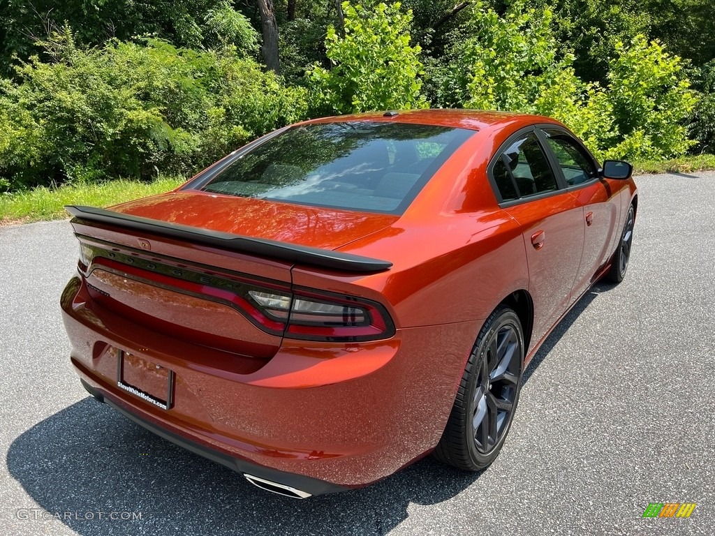 2022 Charger SXT - Sinamon Stick / Black photo #6