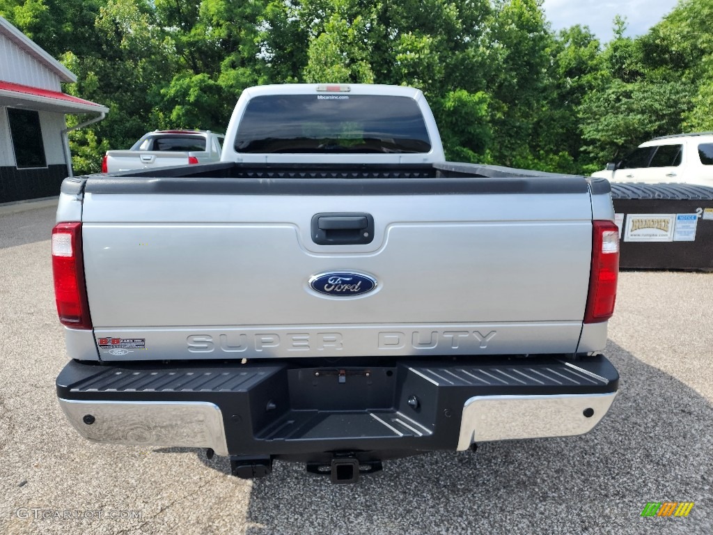 2016 F350 Super Duty XLT Crew Cab 4x4 DRW - Ingot Silver Metallic / Steel photo #3