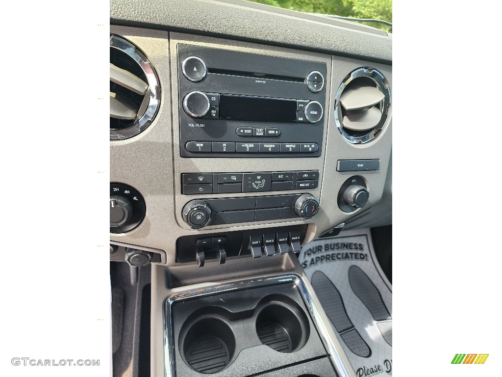 2016 F350 Super Duty XLT Crew Cab 4x4 DRW - Ingot Silver Metallic / Steel photo #15