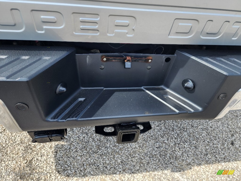 2016 F350 Super Duty XLT Crew Cab 4x4 DRW - Ingot Silver Metallic / Steel photo #21