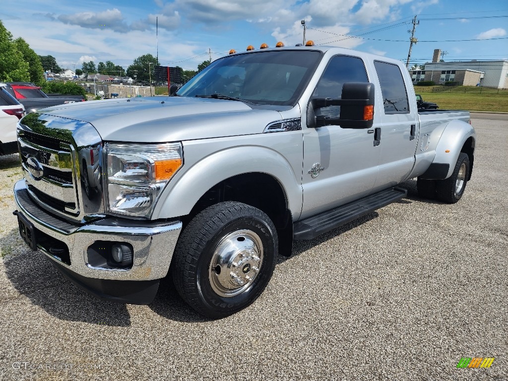 2016 F350 Super Duty XLT Crew Cab 4x4 DRW - Ingot Silver Metallic / Steel photo #23