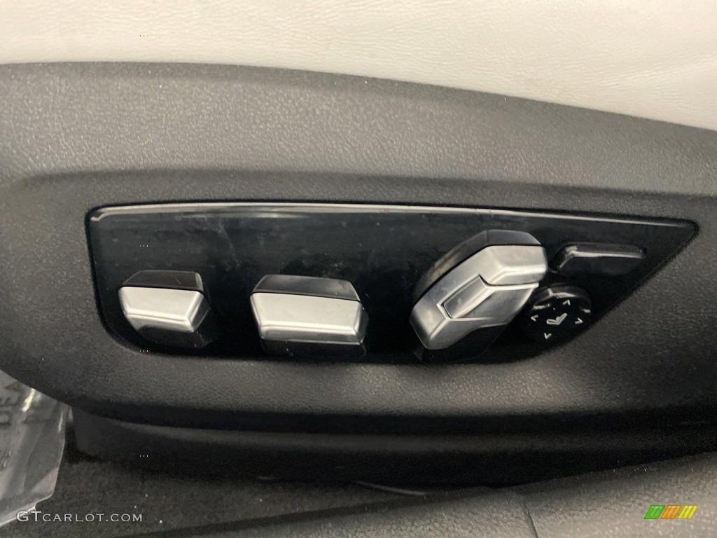 2020 BMW M5 Competition Front Seat Photo #146157174