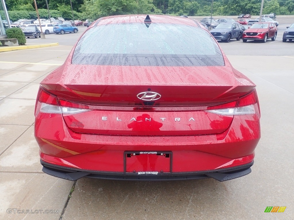 2023 Elantra SEL - Calypso Red / Black photo #3