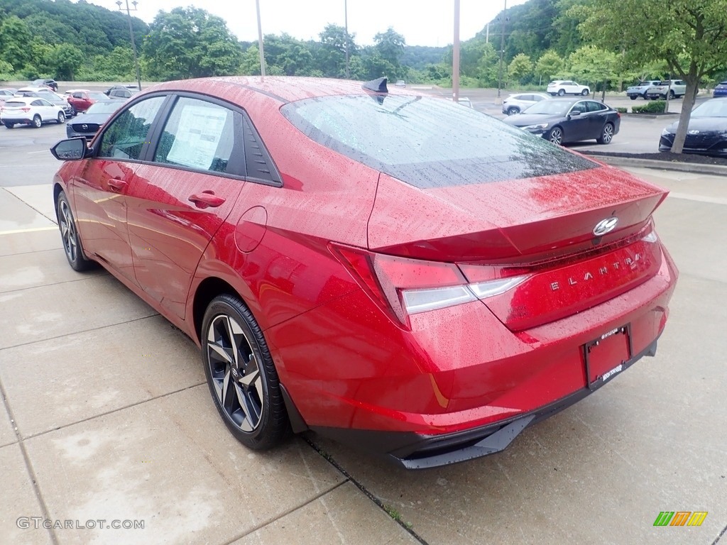 2023 Elantra SEL - Calypso Red / Black photo #5