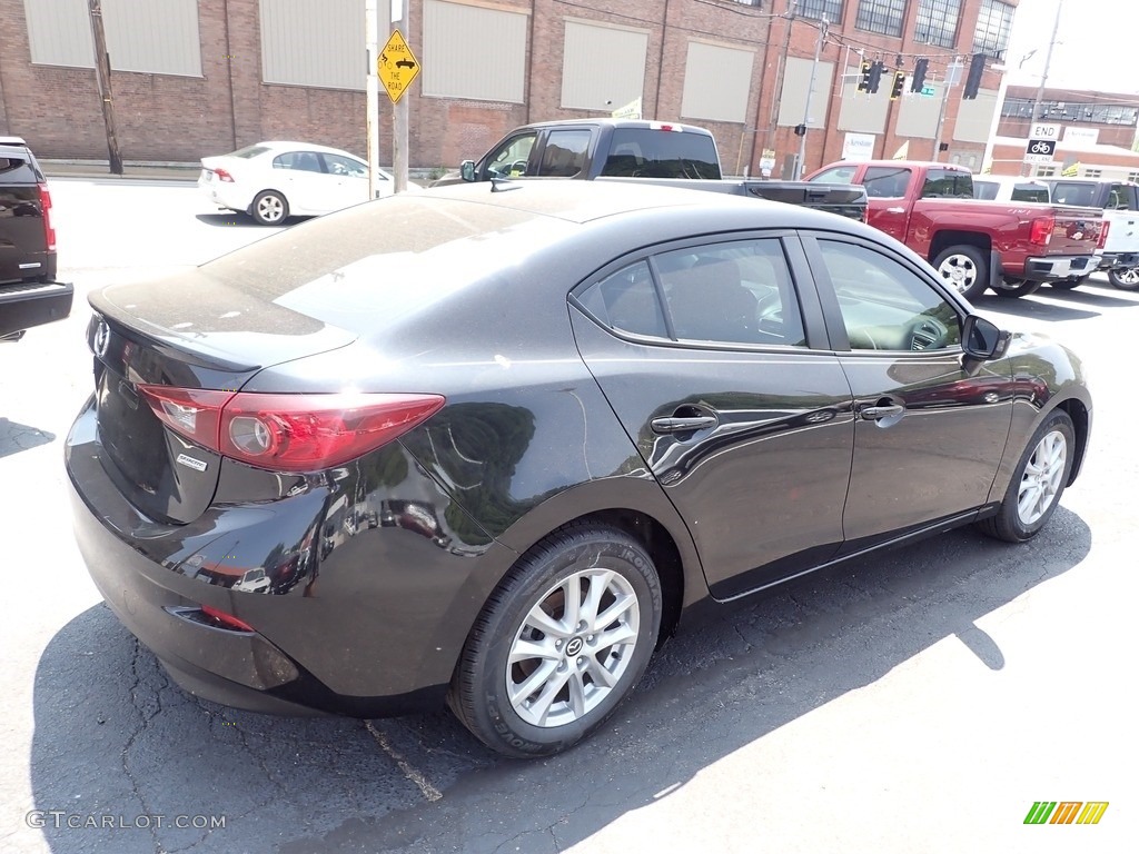 2016 MAZDA3 i Touring 4 Door - Jet Black Mica / Black photo #8