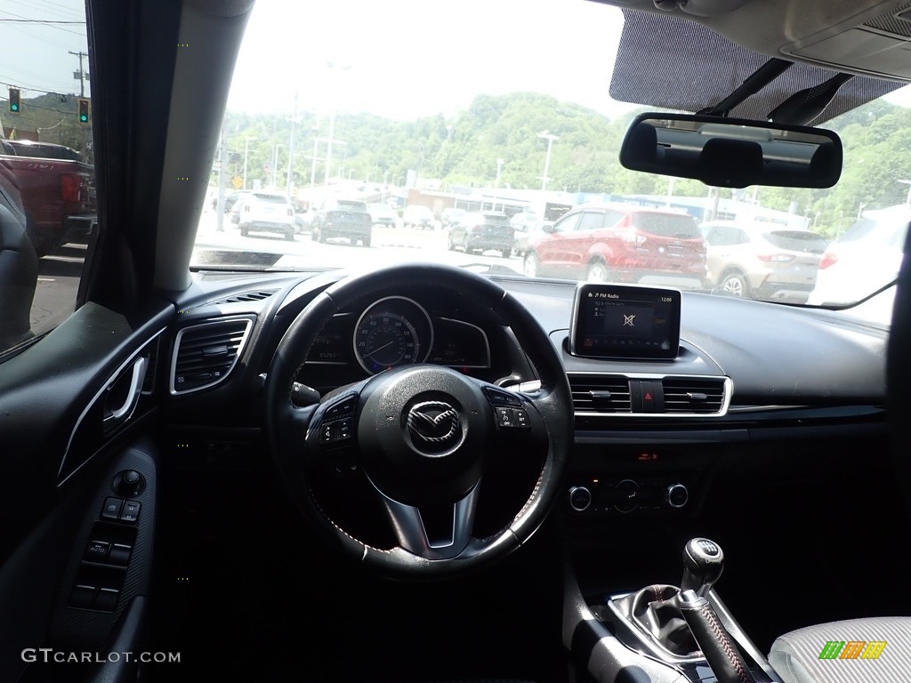 2016 MAZDA3 i Touring 4 Door - Jet Black Mica / Black photo #13