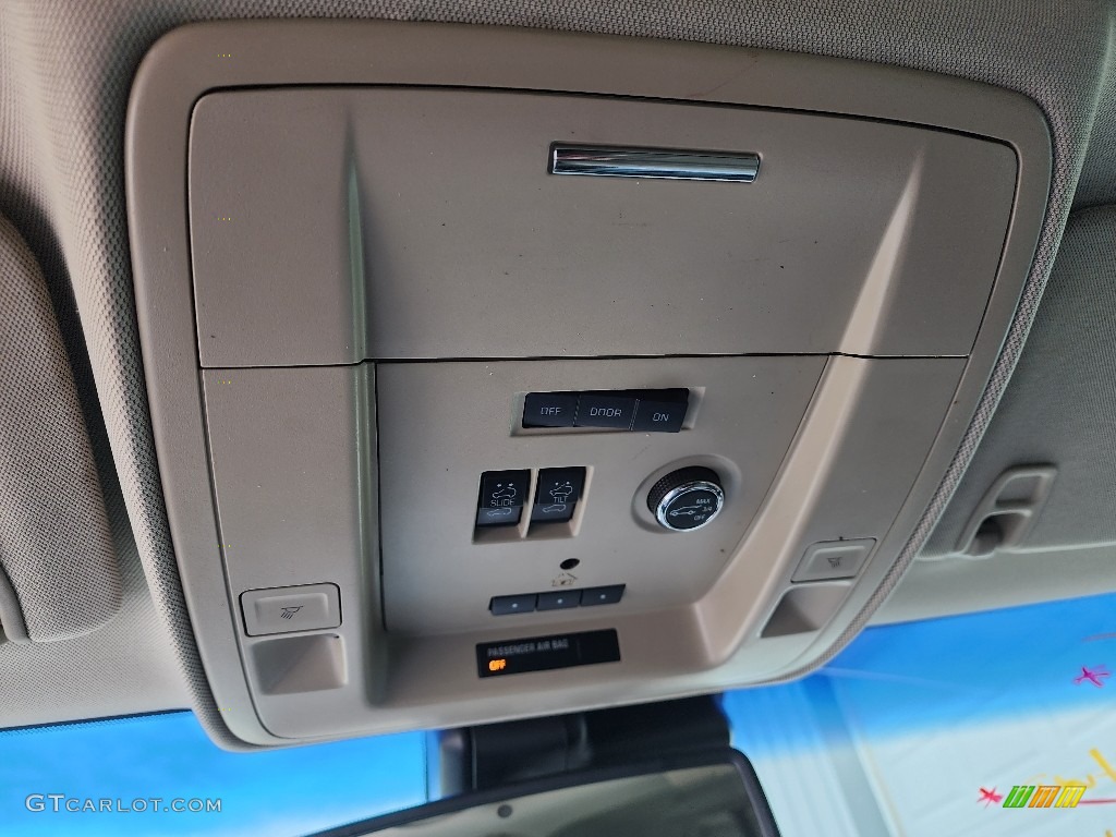 2015 Suburban LT 4WD - White Diamond Tricoat / Cocoa/Dune photo #15