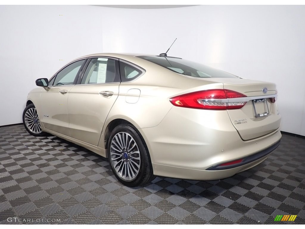 2018 Fusion Hybrid SE - White Gold / Ebony photo #11