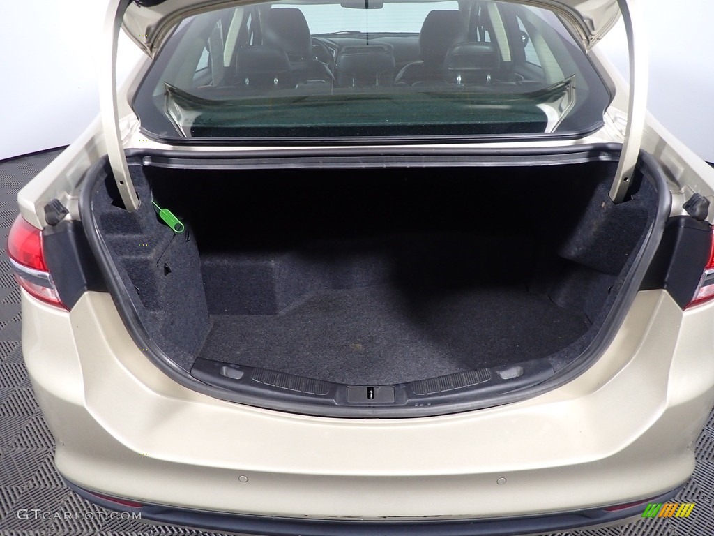 2018 Fusion Hybrid SE - White Gold / Ebony photo #15