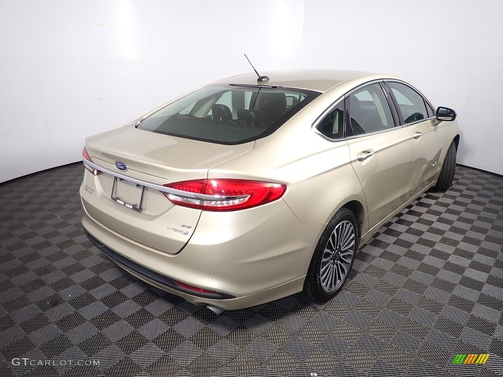 2018 Fusion Hybrid SE - White Gold / Ebony photo #17