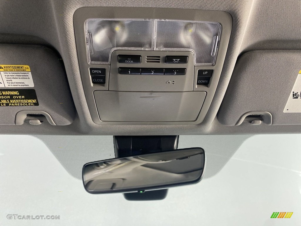 2019 Highlander XLE - Celestial Silver Metallic / Black photo #27