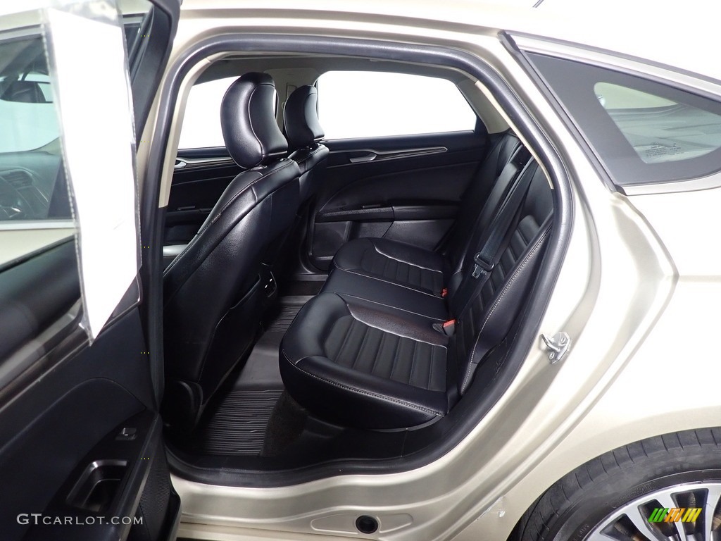 2018 Fusion Hybrid SE - White Gold / Ebony photo #34