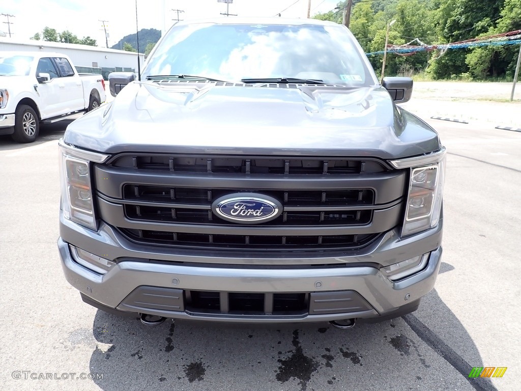 2023 F150 Lariat SuperCrew 4x4 - Carbonized Gray Metallic / Black photo #3