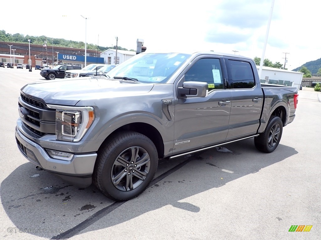 2023 F150 Lariat SuperCrew 4x4 - Carbonized Gray Metallic / Black photo #4