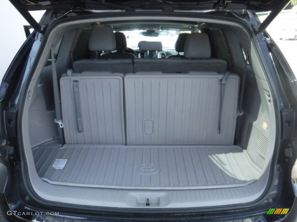 2019 Highlander XLE AWD - Midnight Black Metallic / Ash photo #31