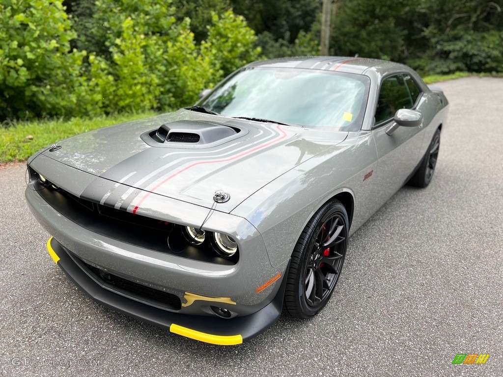 Destroyer Grey 2023 Dodge Challenger R/T Scat Pack Shakedown Edition Exterior Photo #146160520