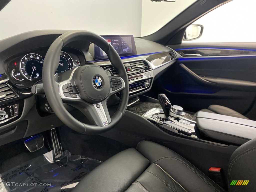 2019 5 Series 530i Sedan - Alpine White / Black photo #15