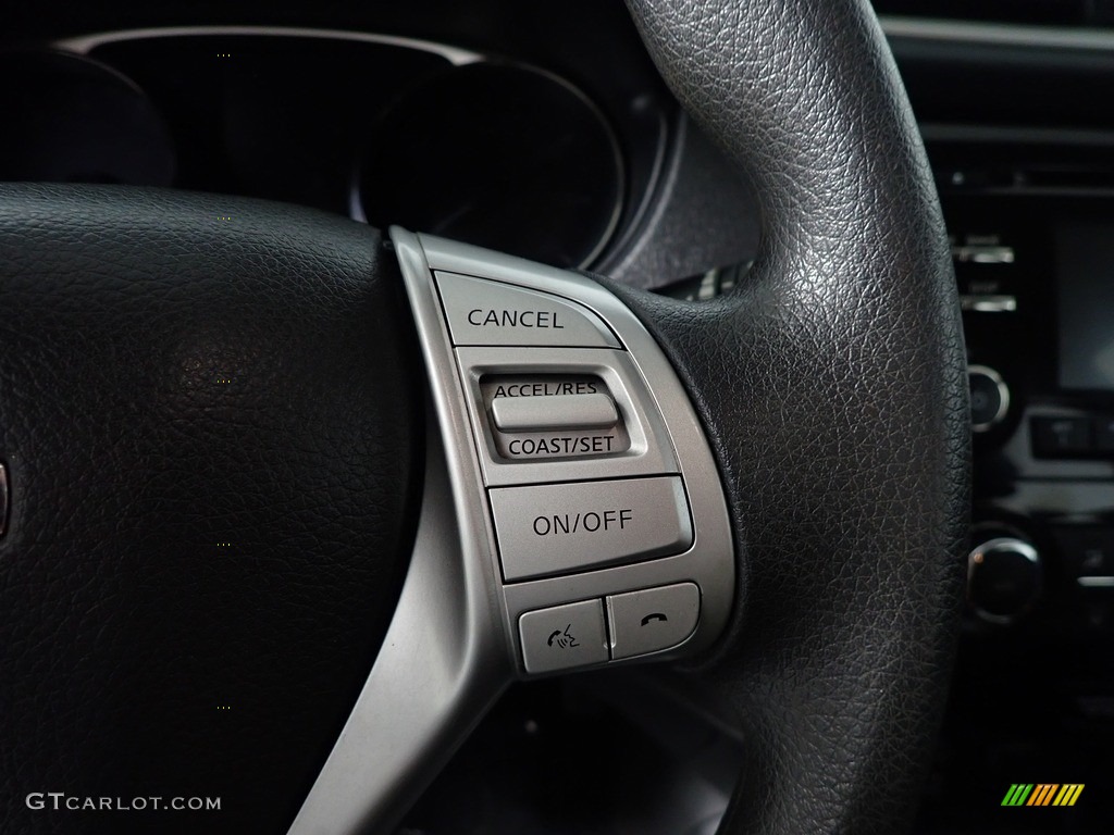 2016 Rogue S AWD - Brilliant Silver / Charcoal photo #26