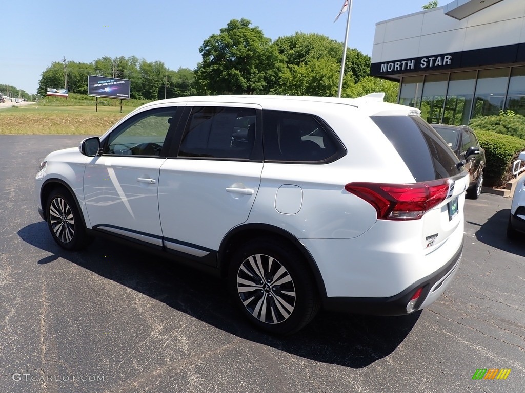 2019 Outlander SE S-AWC - Pearl White / Black photo #3