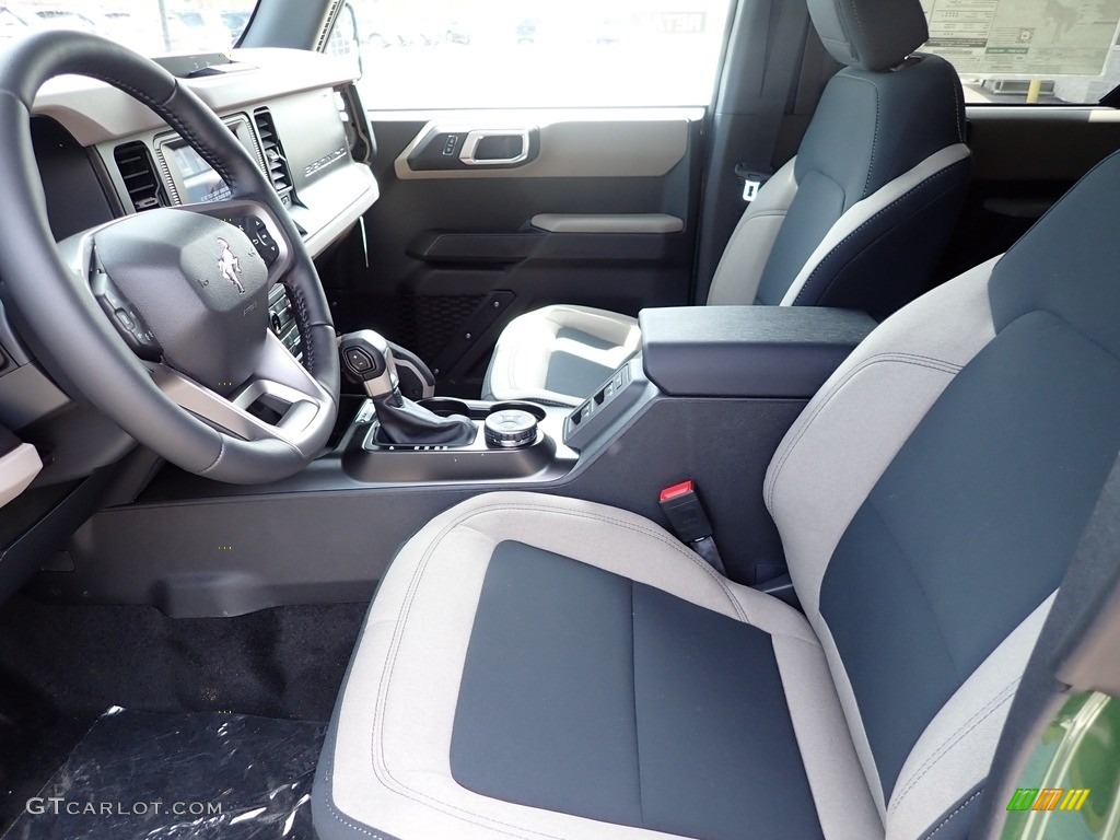 2023 Ford Bronco Big Bend 4X4 4-Door Front Seat Photos