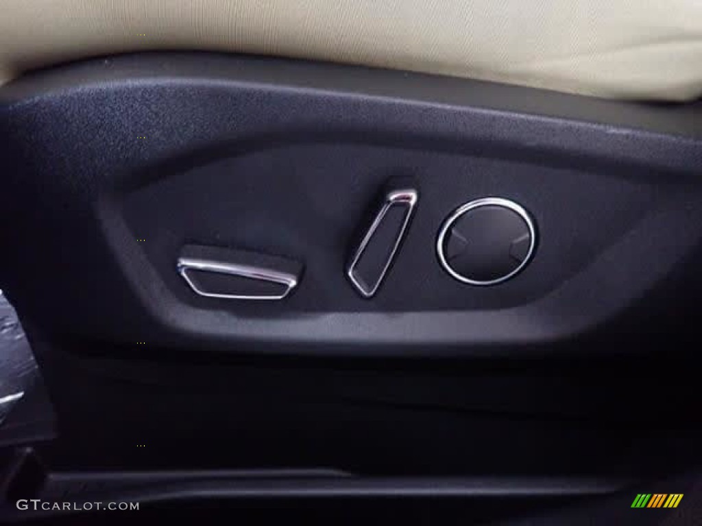 2019 Edge SEL - Blue Metallic / Dune photo #19