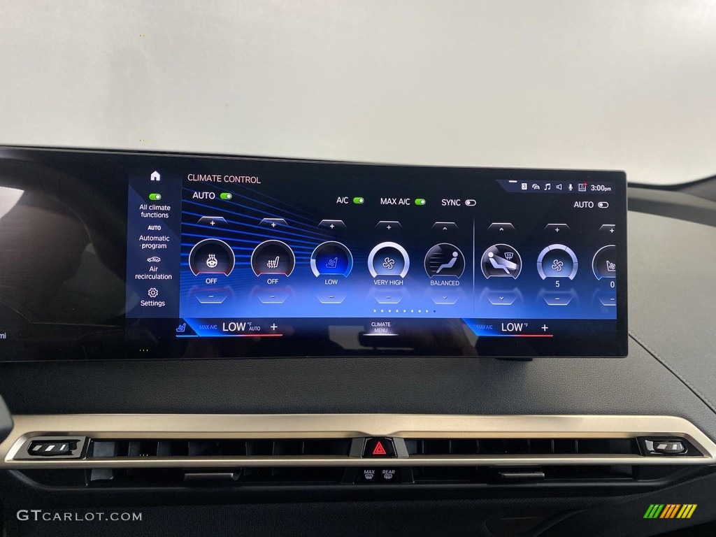 2023 BMW iX M60 Controls Photo #146162568