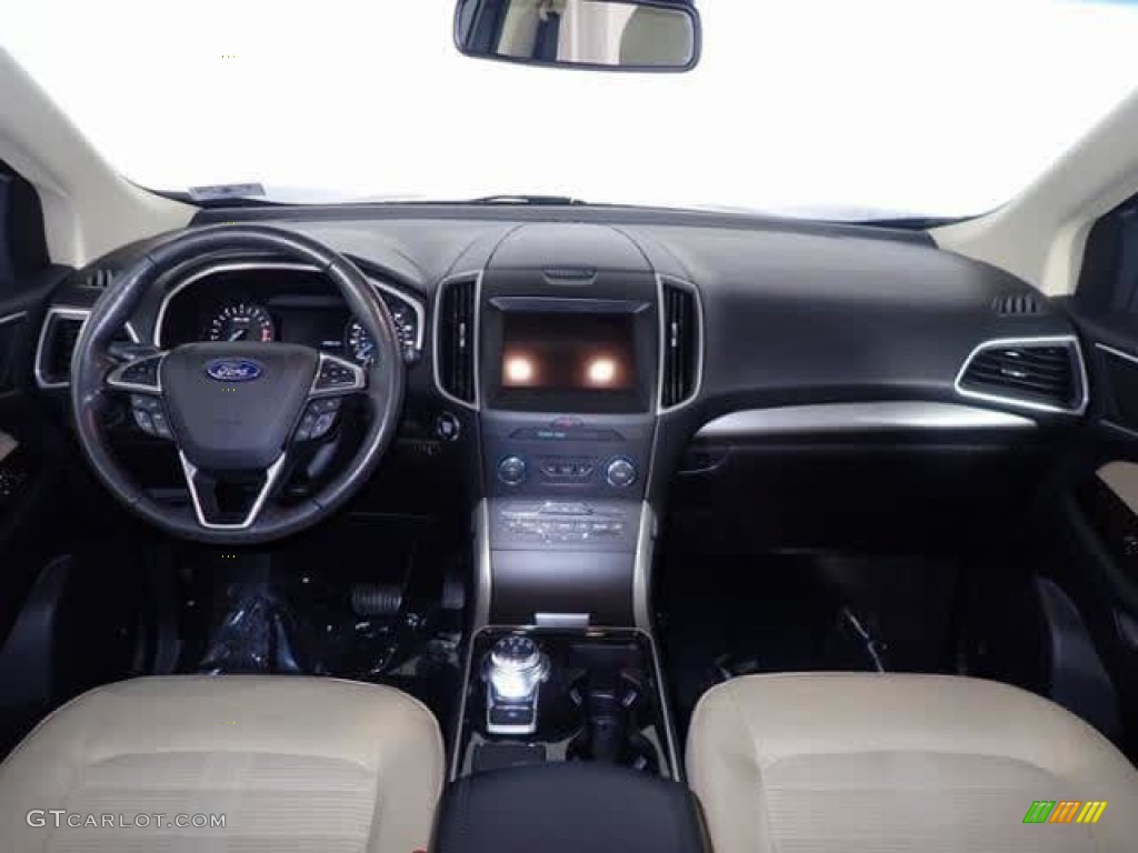2019 Edge SEL - Blue Metallic / Dune photo #20