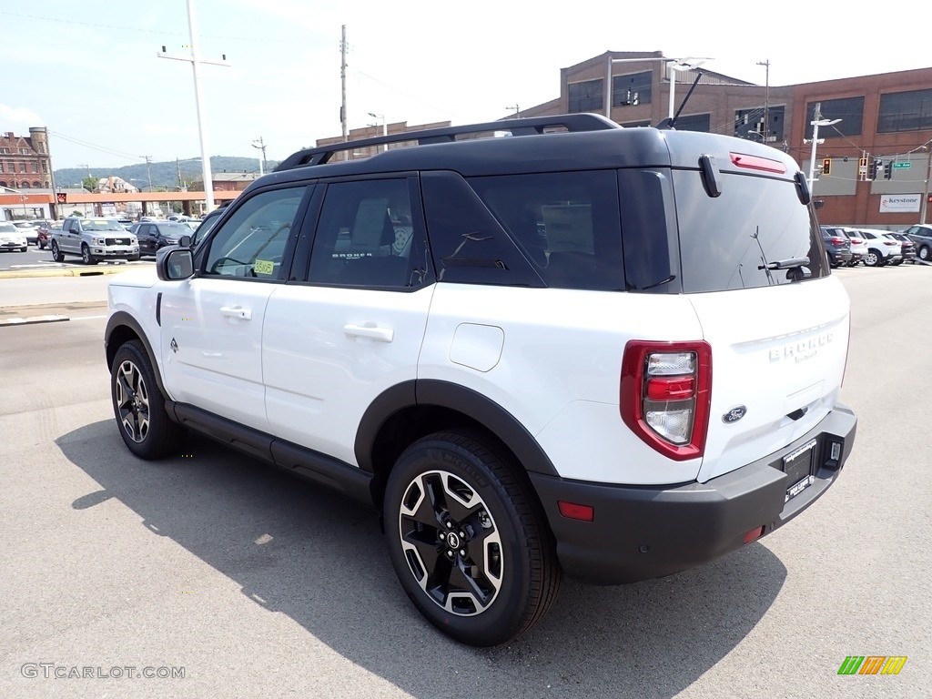 2023 Bronco Sport Outer Banks 4x4 - Oxford White / Ebony/Roast photo #6