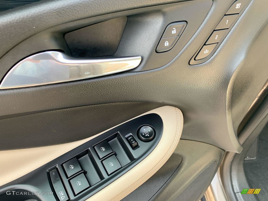 2017 Envision Essence AWD - Bronze Alloy Metallic / Light Neutral photo #24