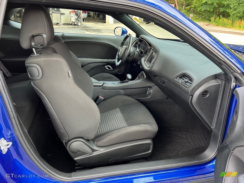 2022 Challenger R/T - Indigo Blue / Black photo #15