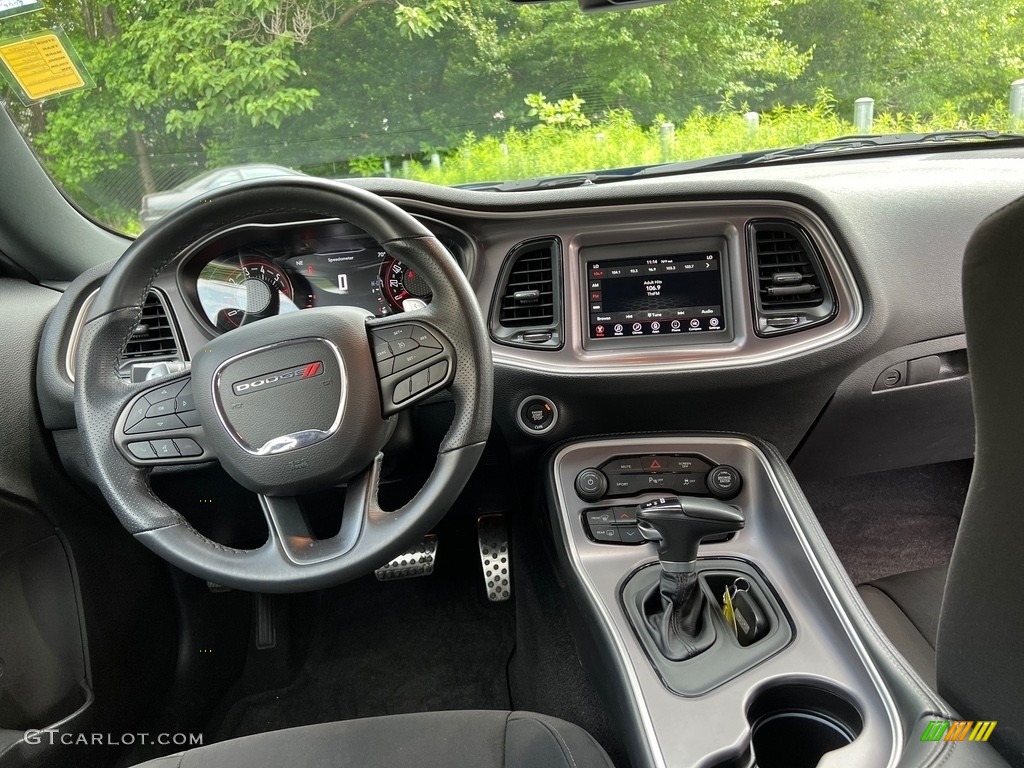 2022 Challenger R/T - Indigo Blue / Black photo #16
