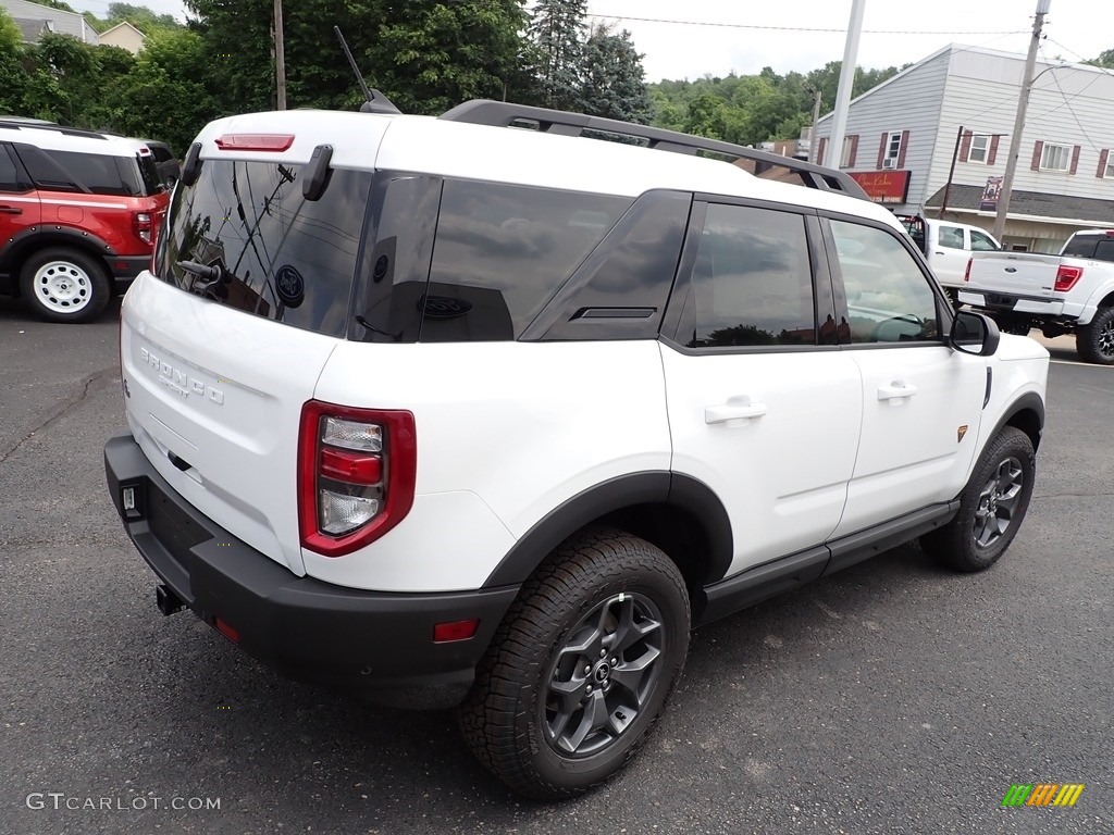 2023 Bronco Sport Badlands 4x4 - Oxford White / Ebony/Roast photo #5