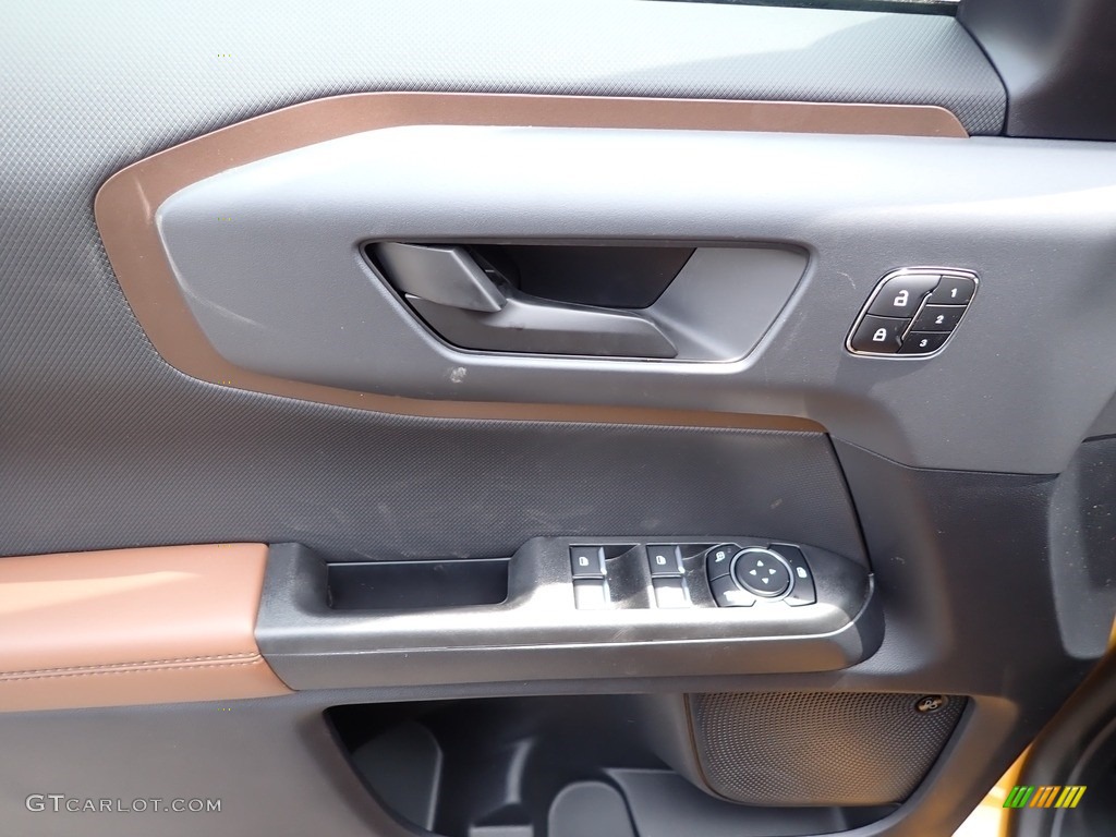 2023 Ford Bronco Sport Outer Banks 4x4 Ebony/Roast Door Panel Photo #146164824