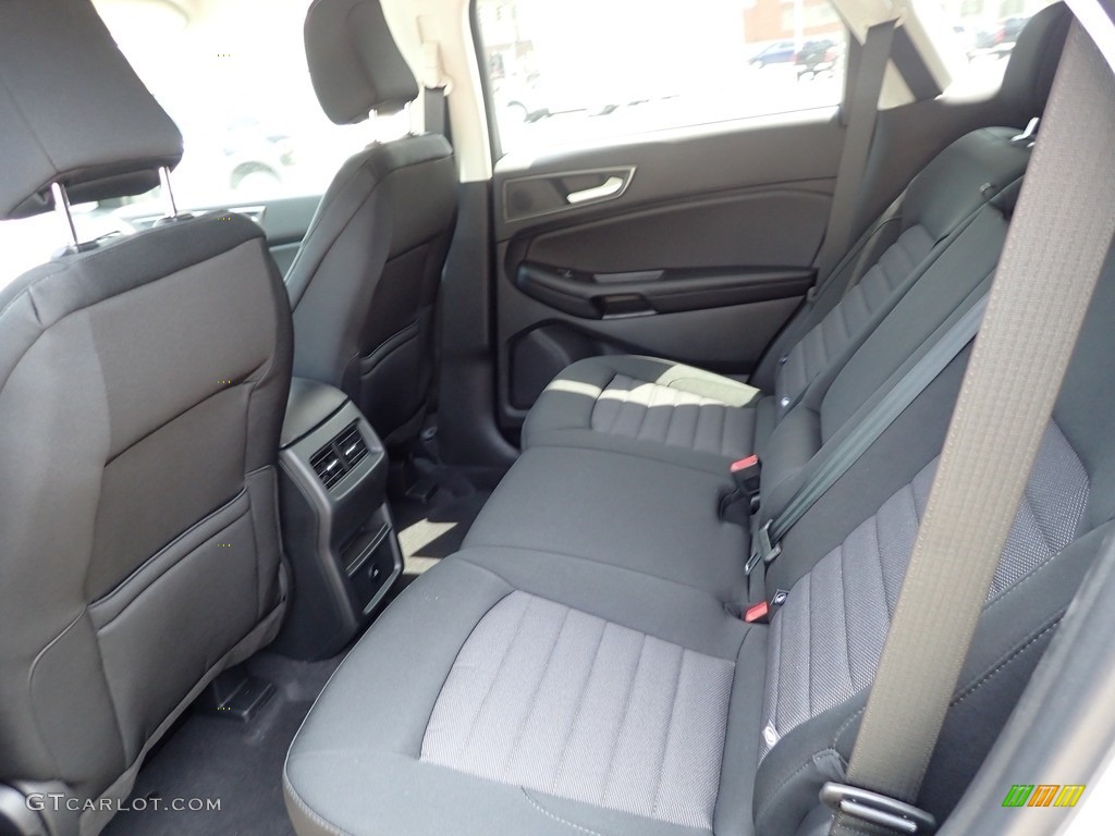 2023 Edge SE AWD - Iconic Silver Metallic / Ebony photo #13